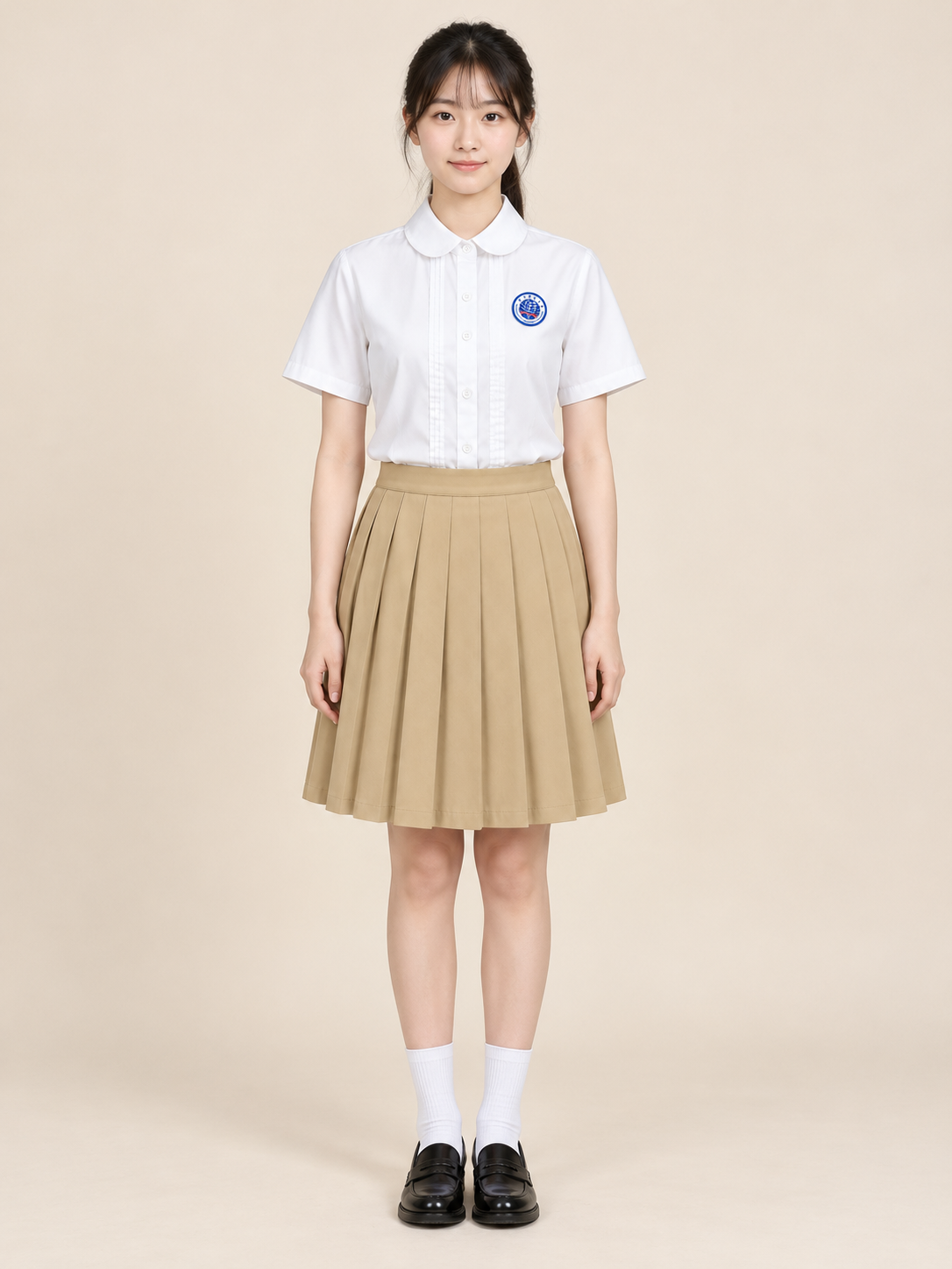 广东华侨中学初中西式制服图片